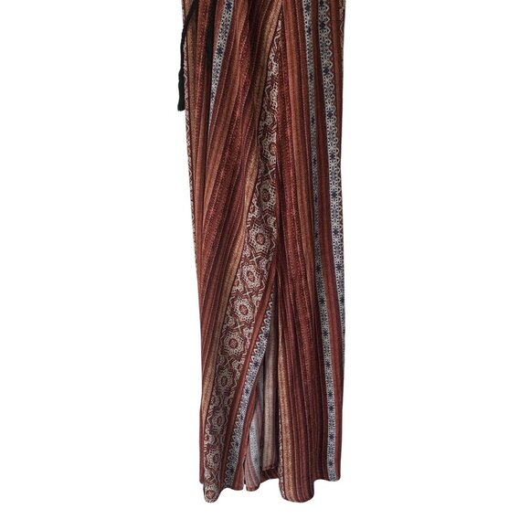 ASTR The Label Size M Boho-Inspired Maxi Dress Crochet Front Striped Geometric - Picture 8 of 8